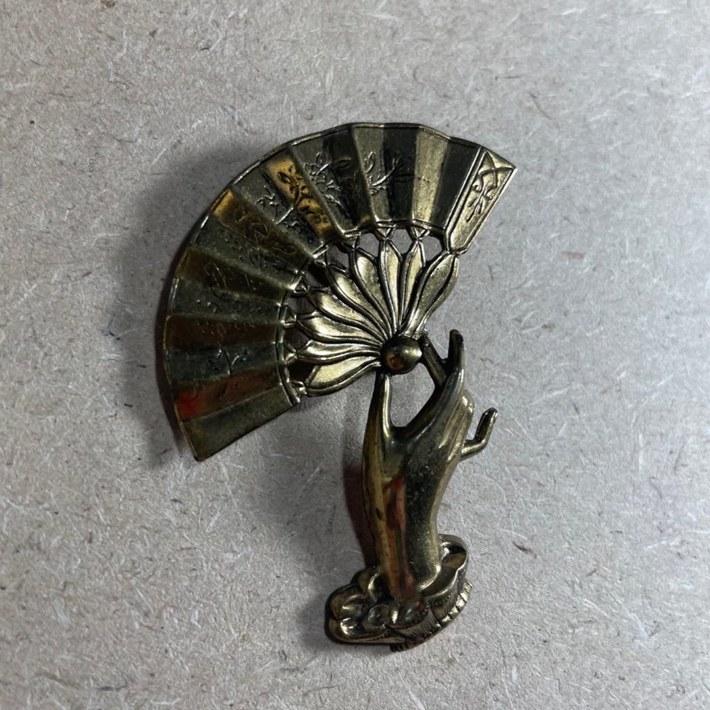 Victorian Hand Brooch